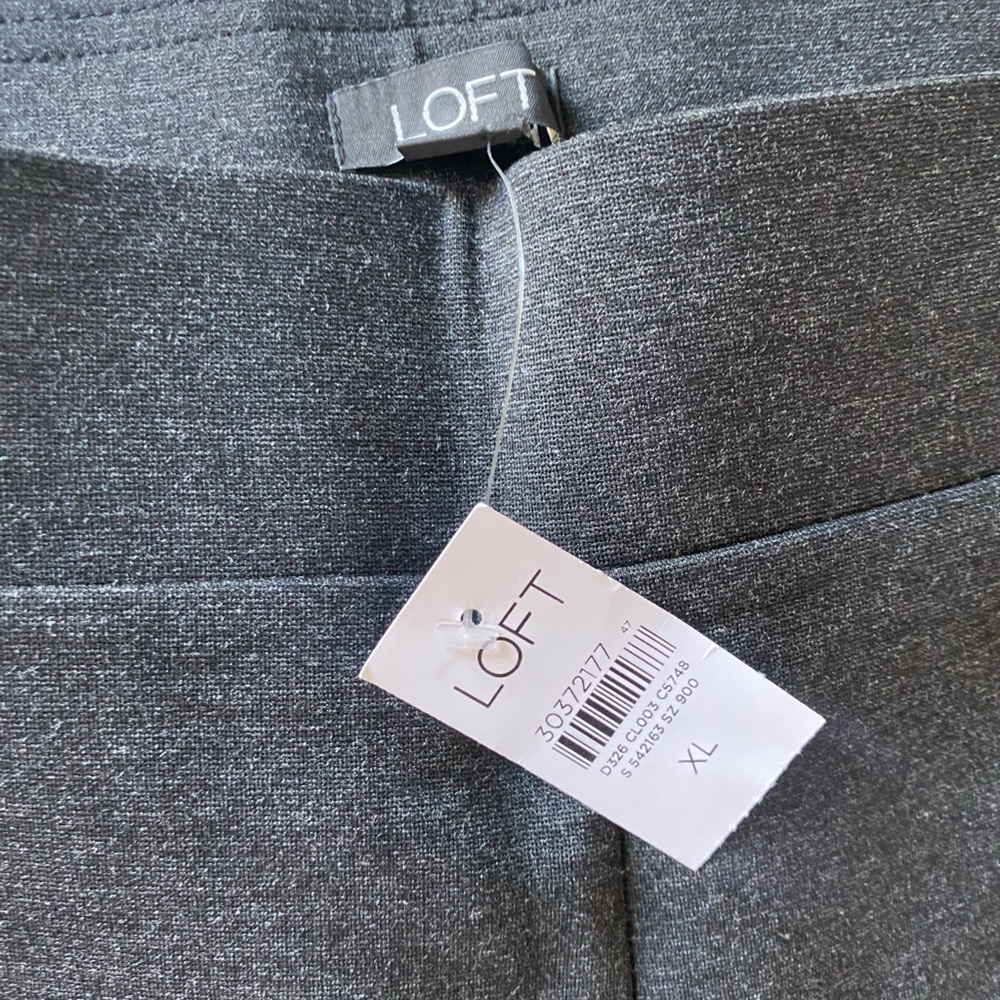 Loft ponte leggings BNWT - Picture 3 of 4